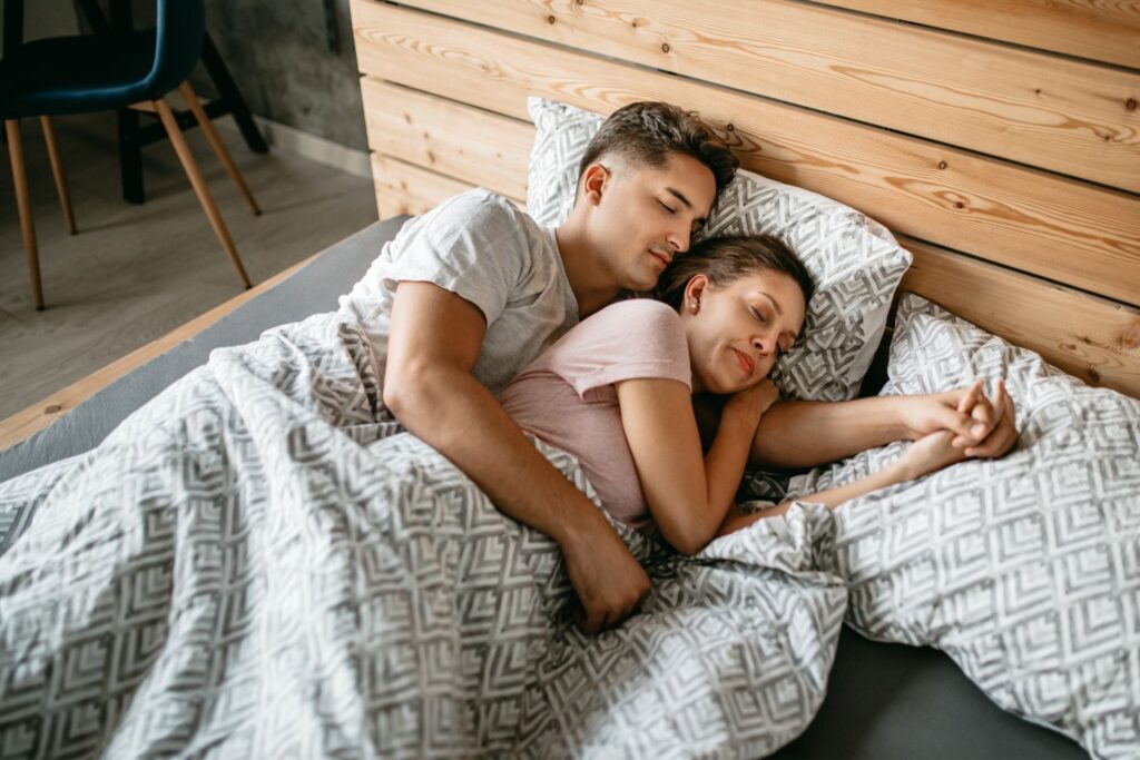 10 Things Guys Like In Bed But Won't Ask For - Love Catalogue